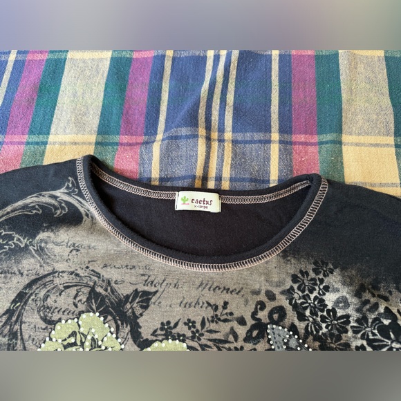 Cactus Y2K Floral Rhinestone Top - Picture 3 of 11